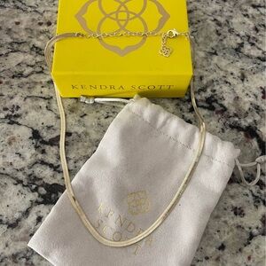 Kendra Scott Elegant Gold Necklace
